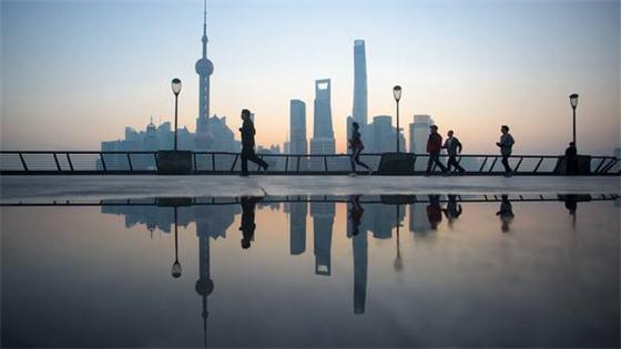 低碳循環(huán)經(jīng)濟促進社會轉(zhuǎn)型!