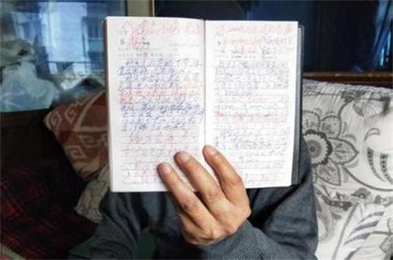 老人寫5萬字防騙日記，“坑老”套路如何破?